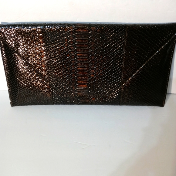 Bella collection brown snake skin clutch/ shoulder - Picture 2 of 6